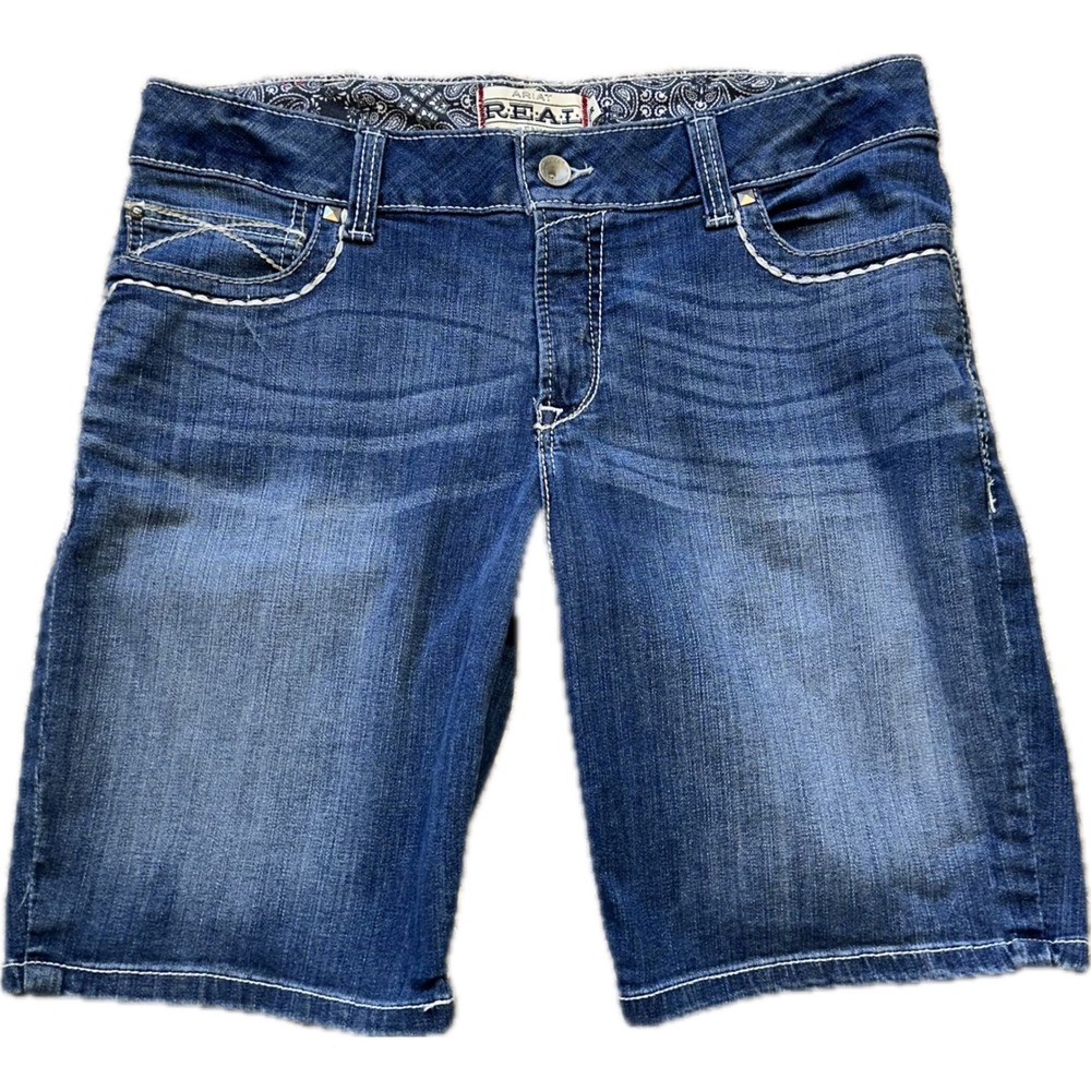 Ariat Real Denim Shorts Sz‎ 33 Embroidered Back Pockets Medium Wash Blue Western